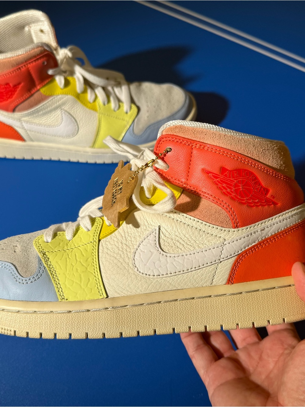 Jordan 1 Mid
To My First Coach (Women's)